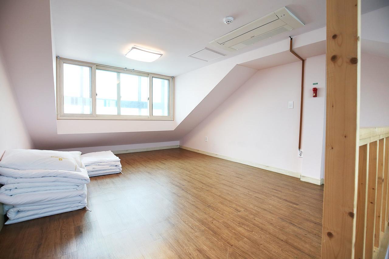 Hotel Lohas Poljong Kültér fotó