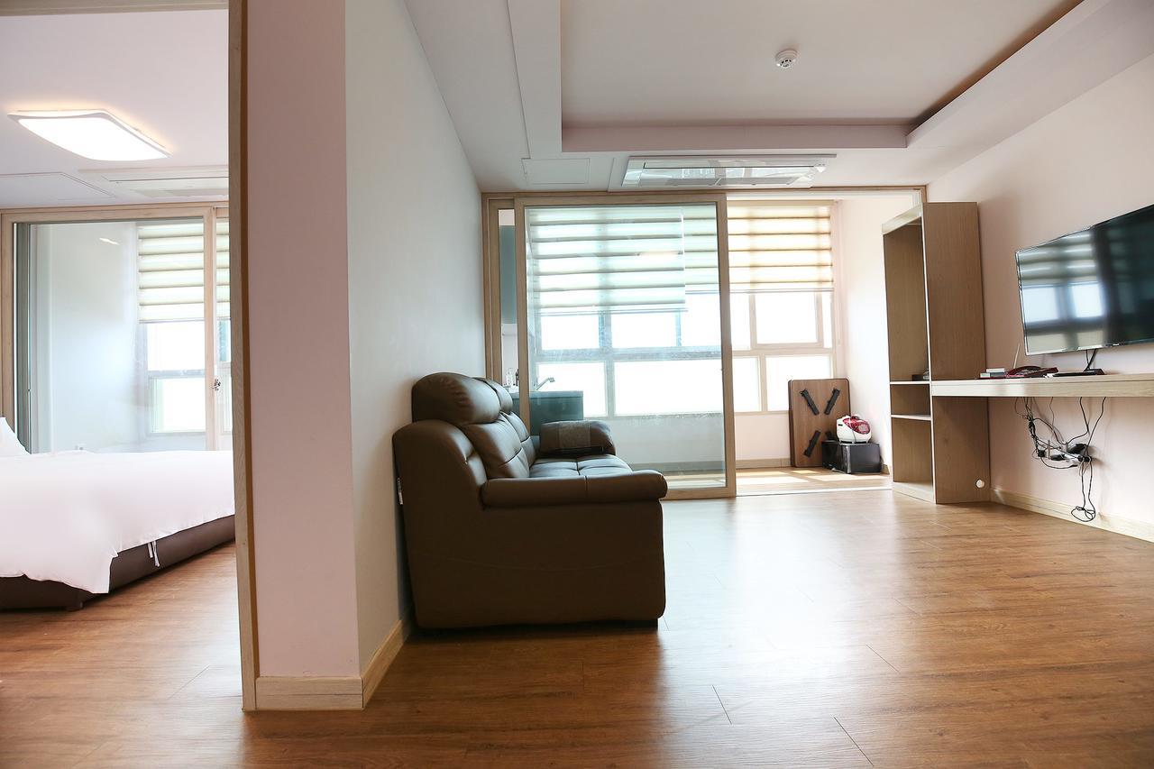 Hotel Lohas Poljong Kültér fotó