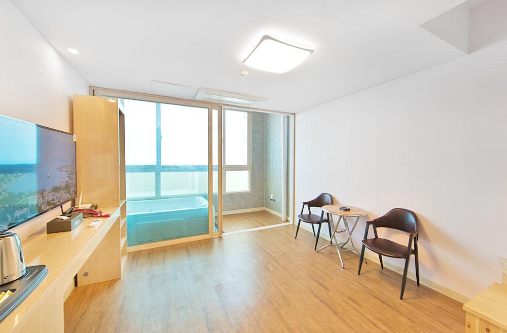 Hotel Lohas Poljong Kültér fotó
